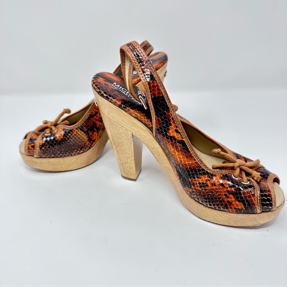 MICHAEL Michael Kors Orange Leather Snakeskin Wooden Heel Platform Sandals - Picture 2 of 7